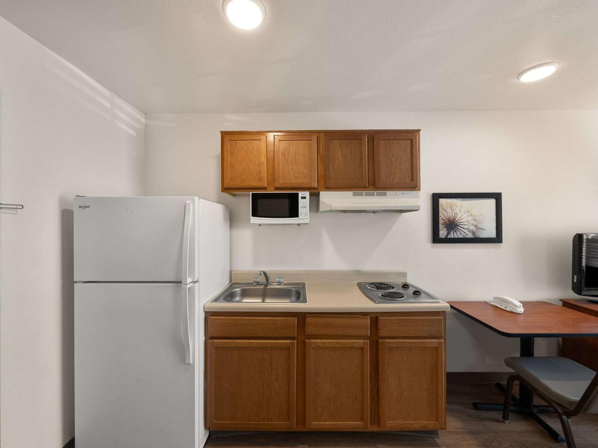 Woodspring Suites Dallas Рокуол Екстериор снимка