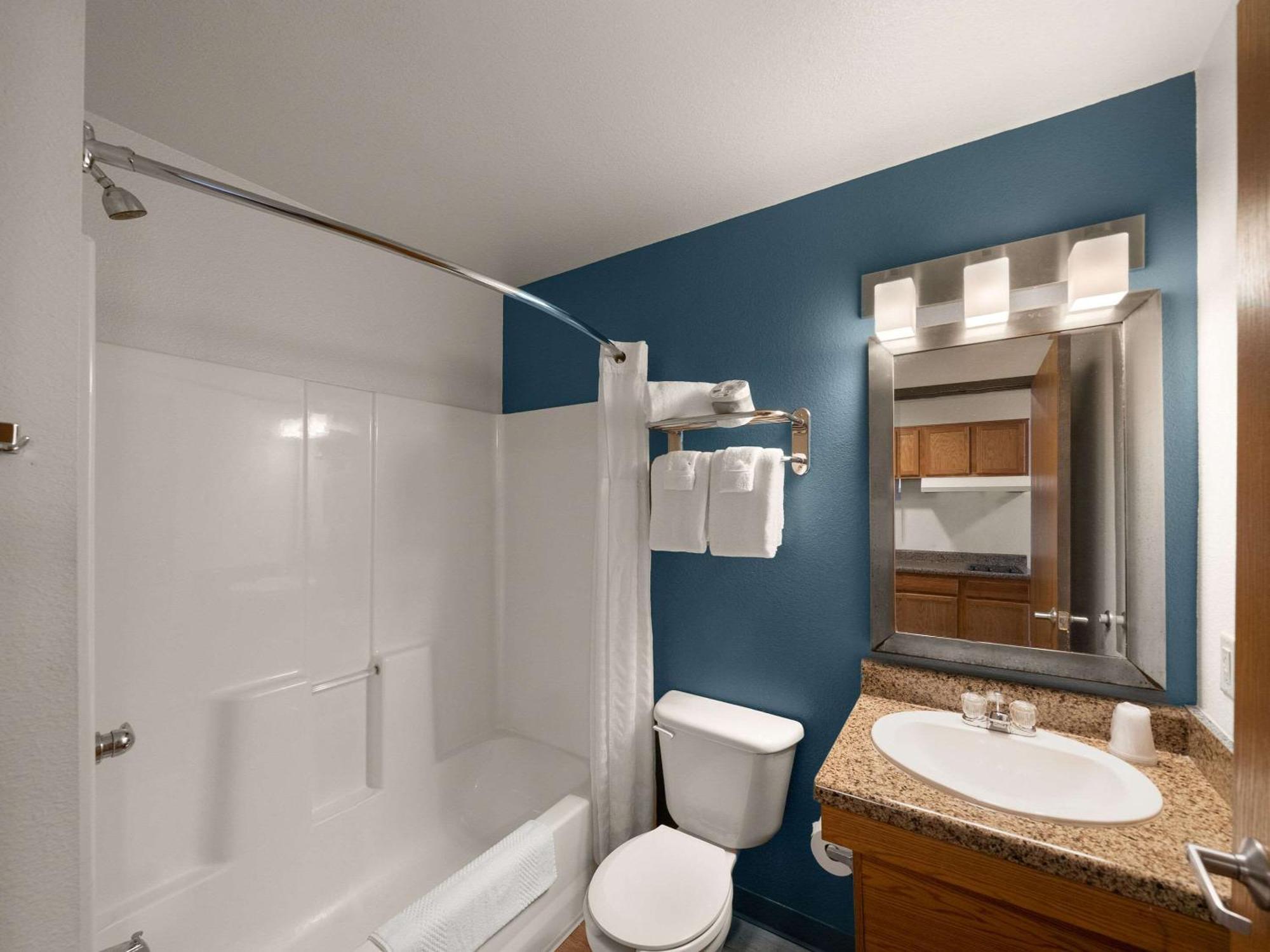 Woodspring Suites Dallas Рокуол Екстериор снимка