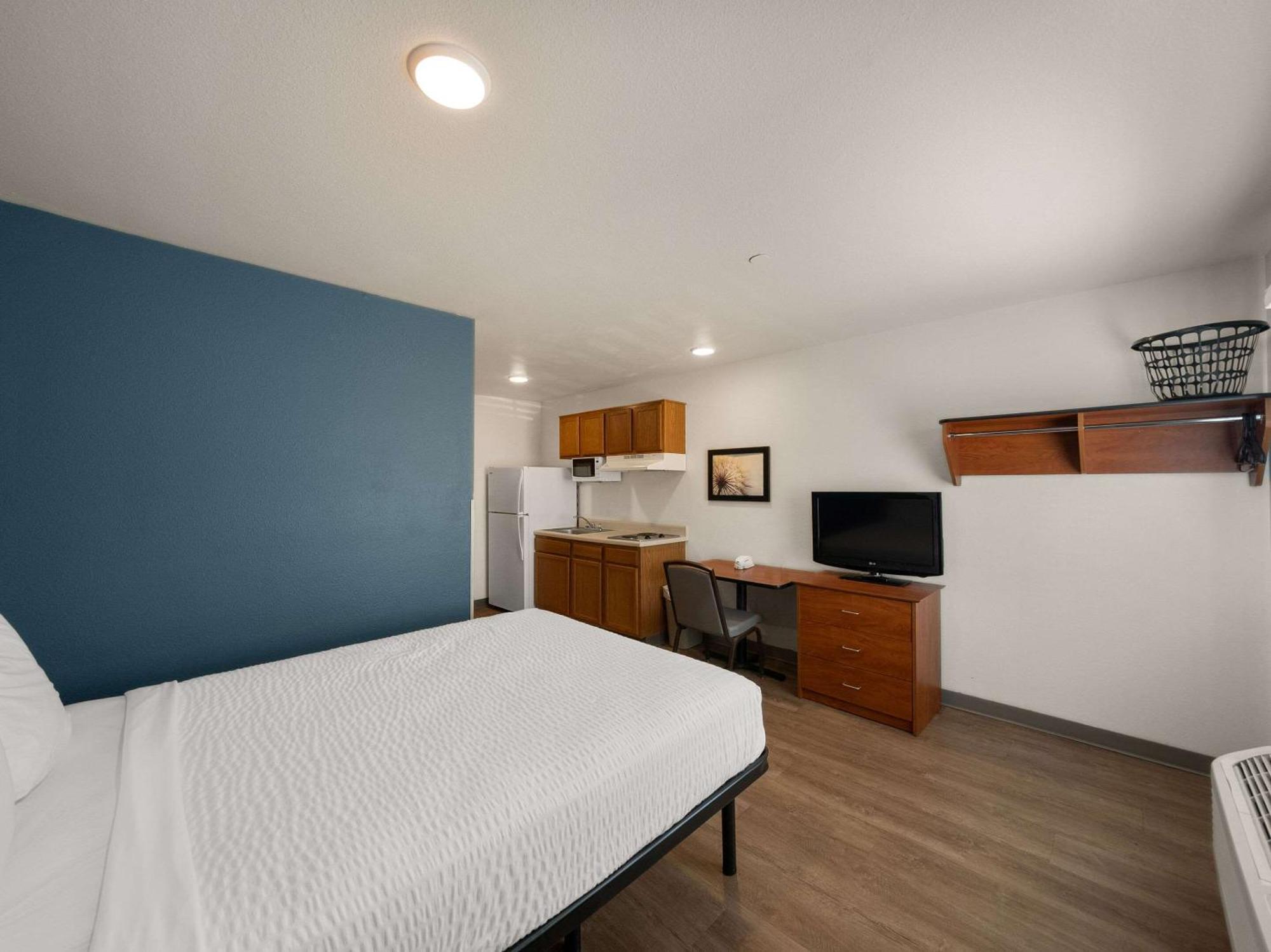 Woodspring Suites Dallas Рокуол Екстериор снимка
