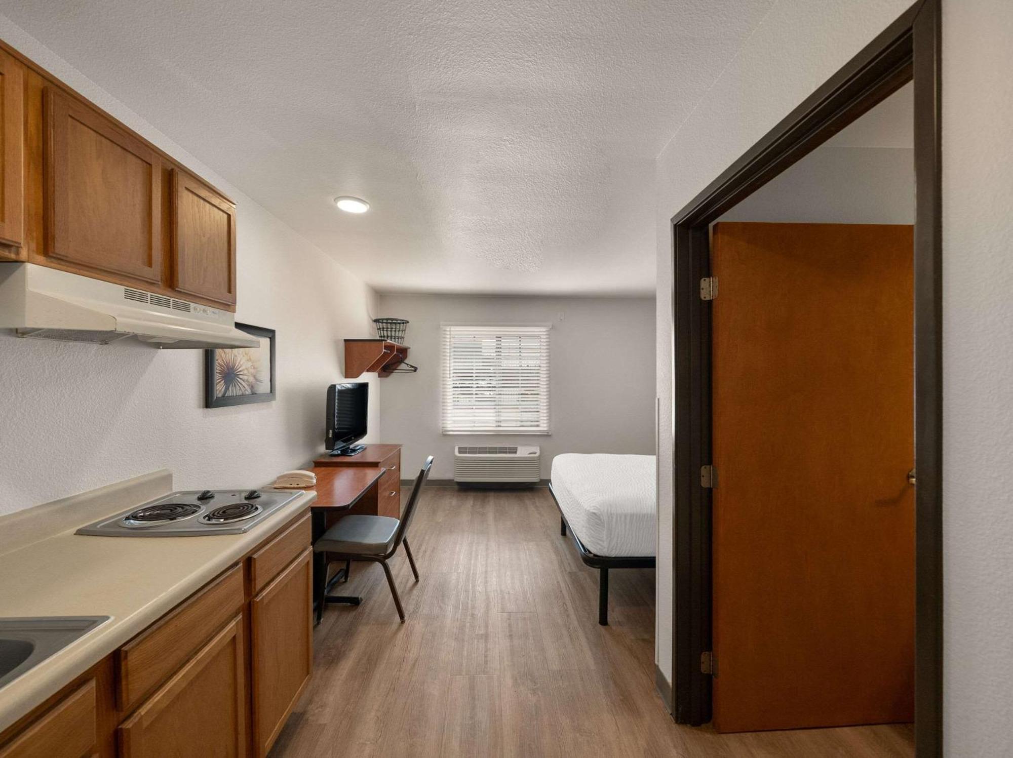Woodspring Suites Dallas Рокуол Екстериор снимка