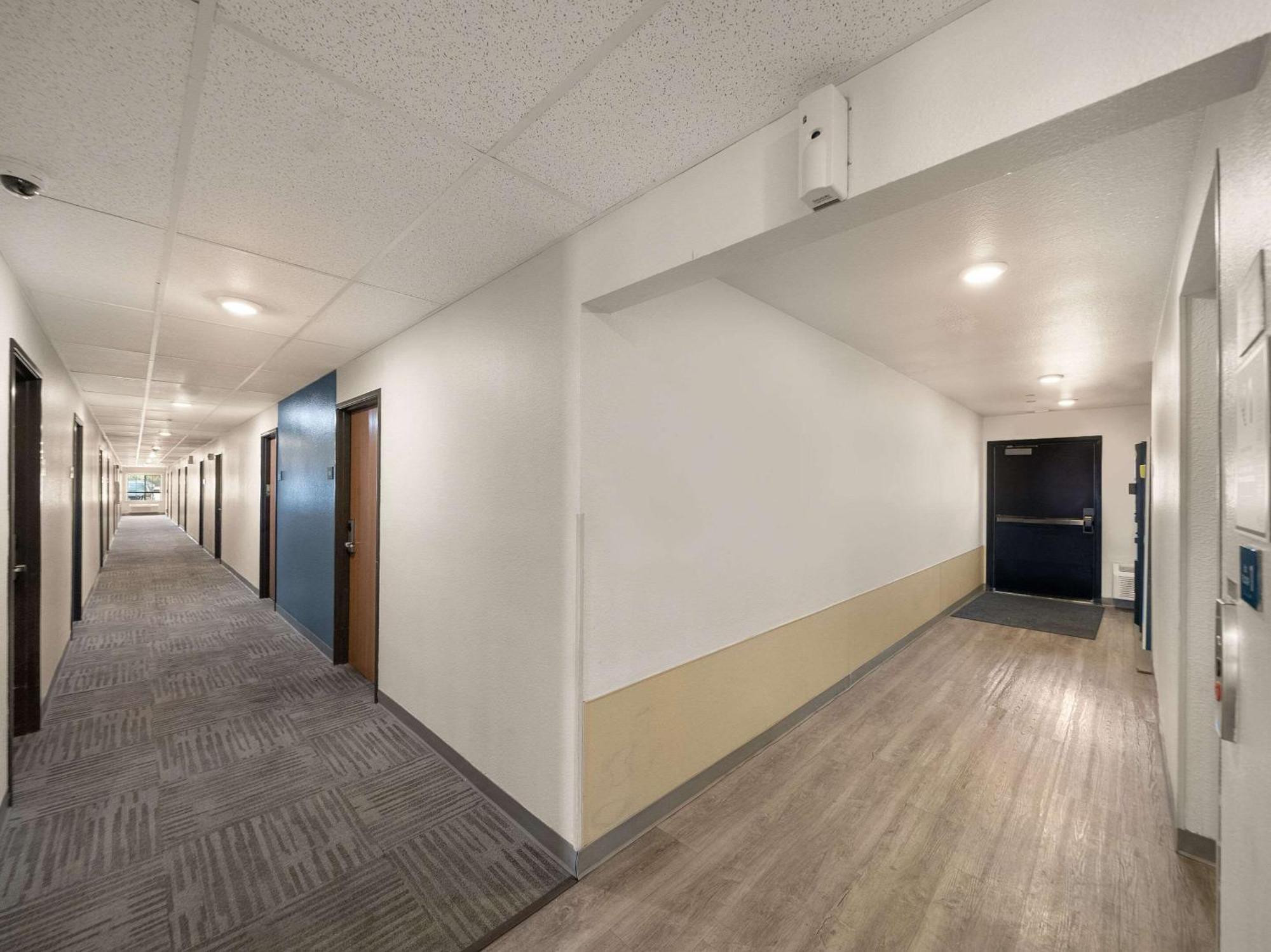Woodspring Suites Dallas Рокуол Екстериор снимка